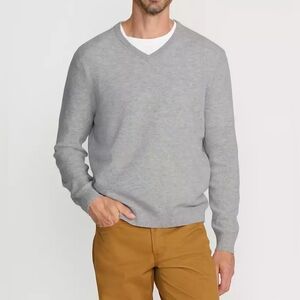 LANDS'END  100% Cashmere V-neck Sweater!